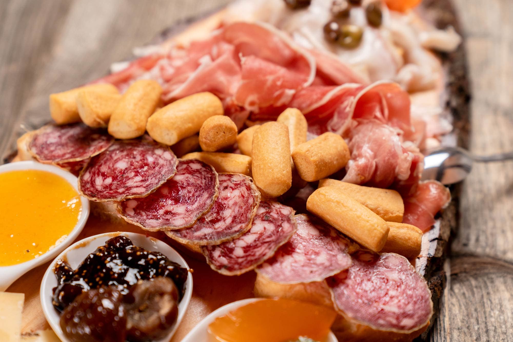Snacks OPERA Wein Art
