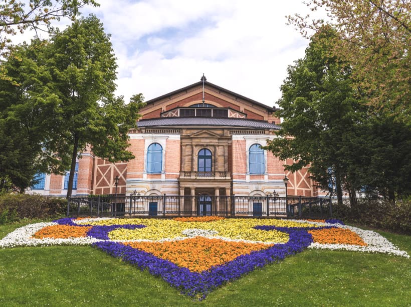 Festspielzeit Bayreuth bei OPERA Wein Art